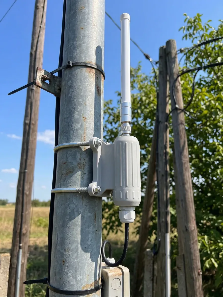 LowMesh Outdoor PoE Node v1